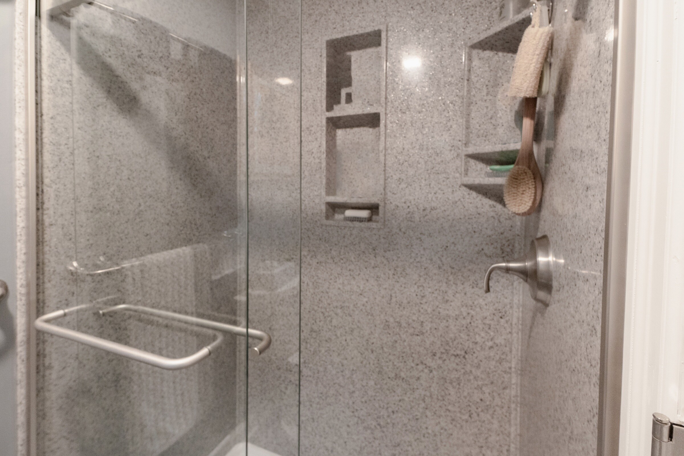 Reeder-Bathroom-JSBJune4-scaled