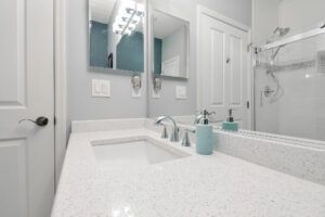 After picture of a remodeled bathroom